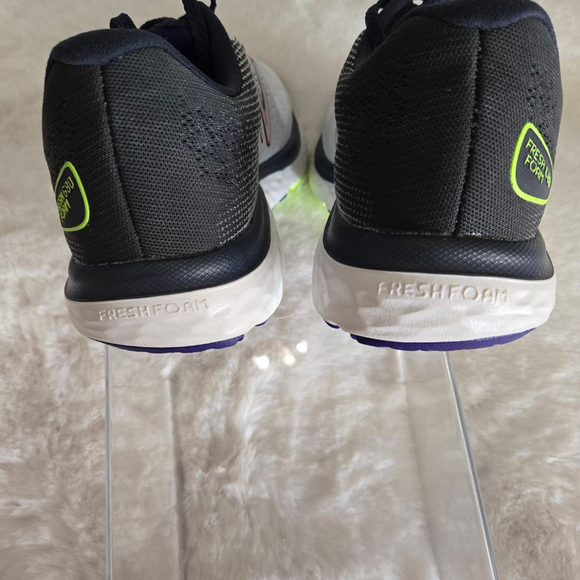 EUC Women's New Balance Fresh Foam 680 Running Shoes size 8.5 W680LW7 - Picture 7 of 14